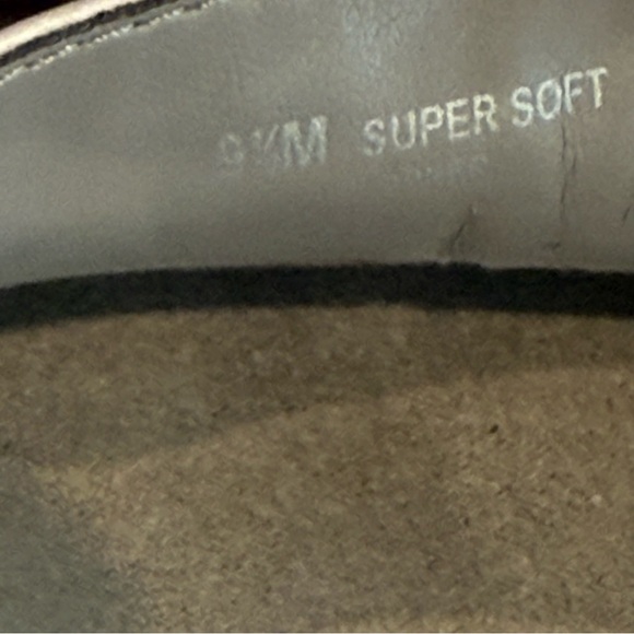 Aerosoles Super Soft White Leather Loafers Tassels &‎ Chain Women’s 9.5 EUC - Picture 6 of 8